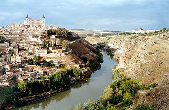 Toledo regado por el Rio Tajo